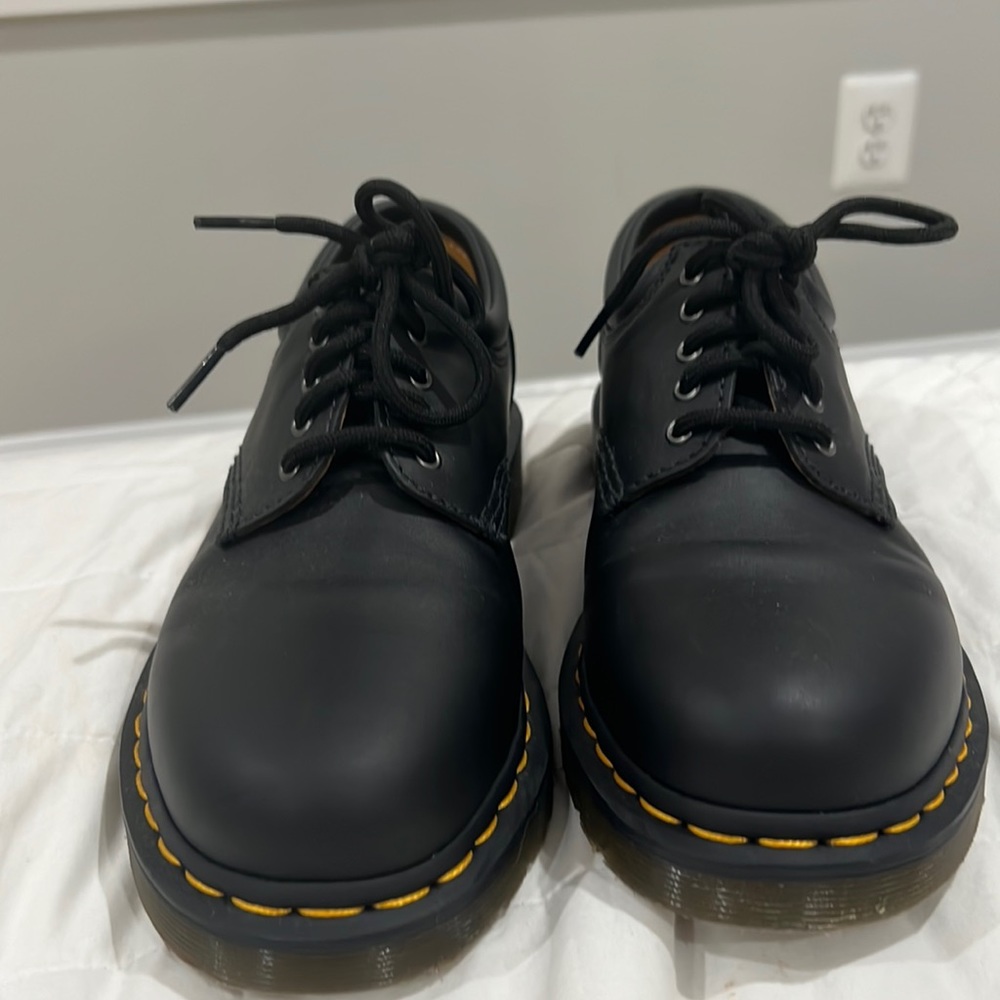 Doc Martens size 8 WOMENS